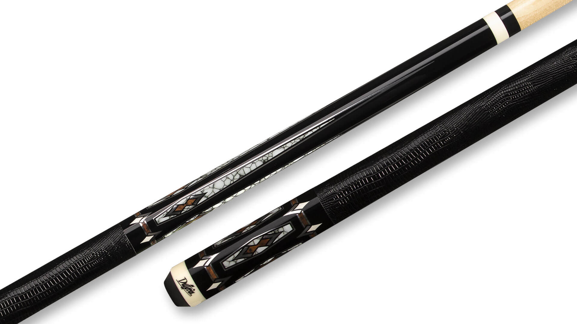 DSE35 Pool Cue by Dufferin